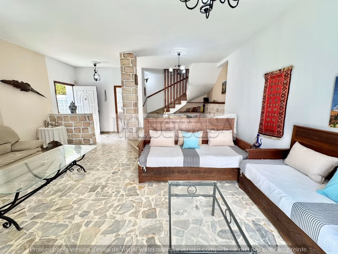 Duplex S3 Arredato con Vista Mare in Affitto nel Cuore di Marsa
