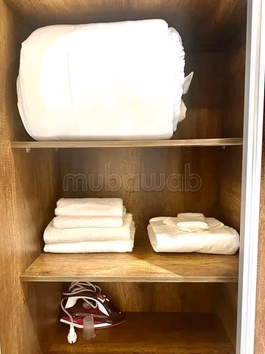 Bel appartement en location à Bouchouaf. 
2 chambres agréables. 
Meublé — 5