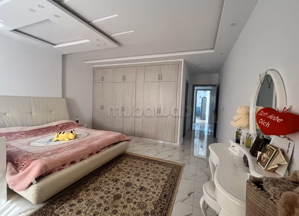 In vendita a Sidi Hamed una villa S4