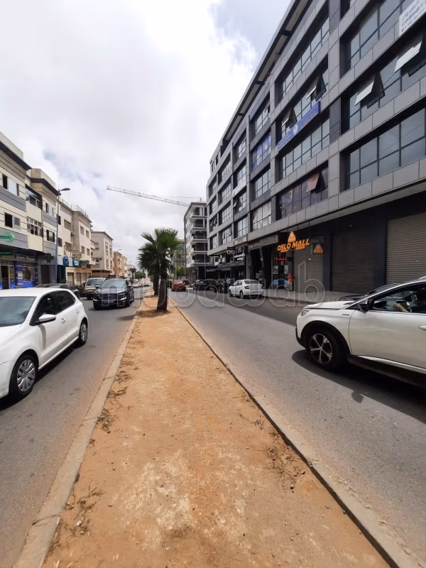 Local commercial bd naciri