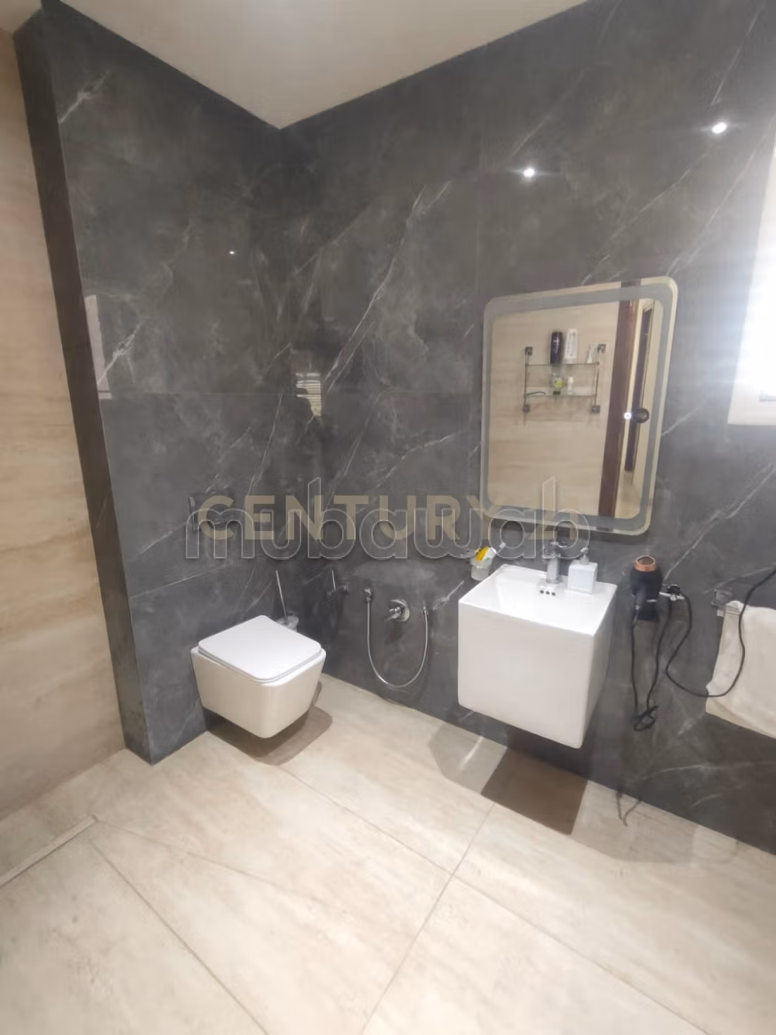 A vendre S4 au centre ville