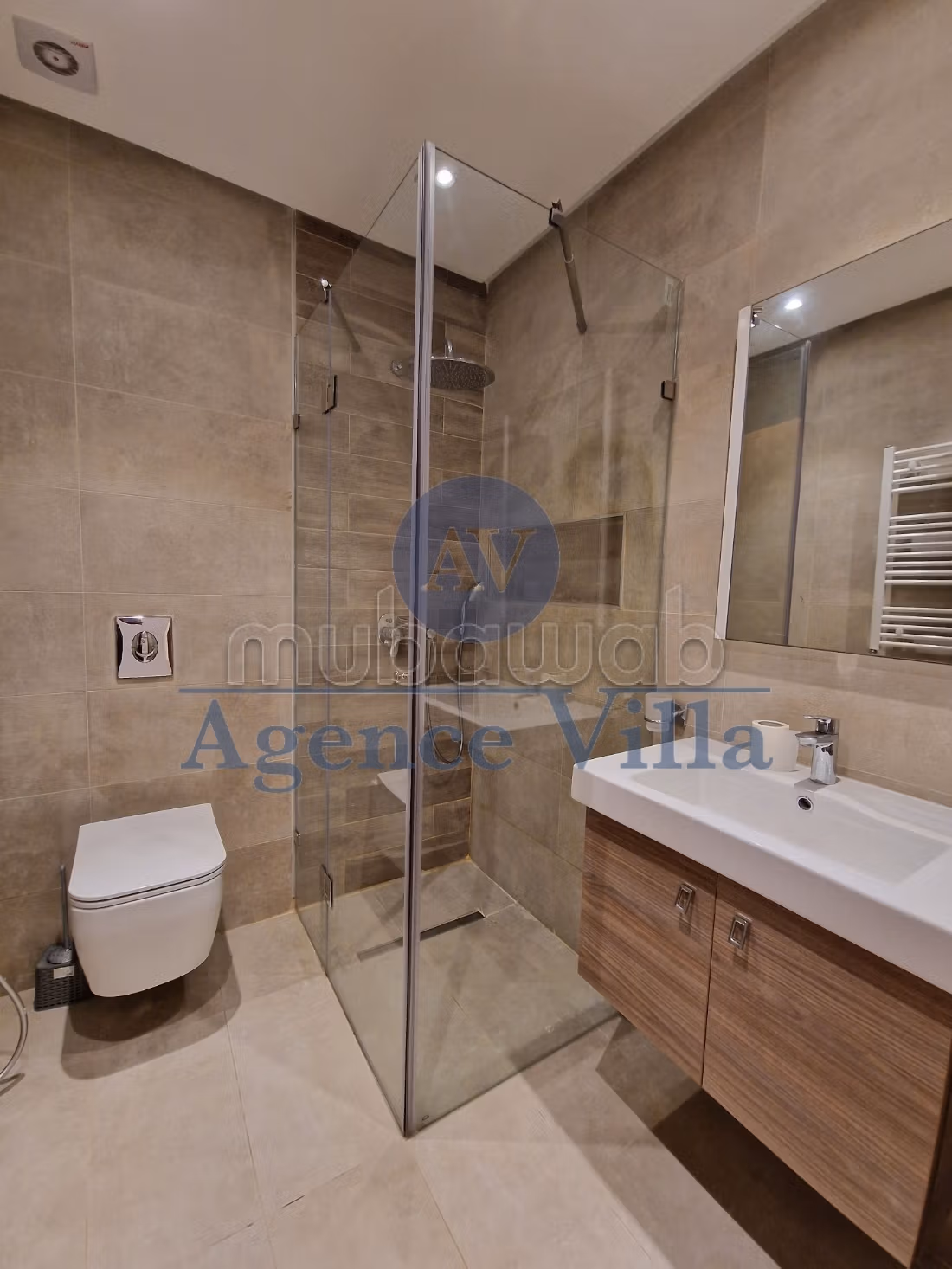 Appartement spacieux a la marsa plage