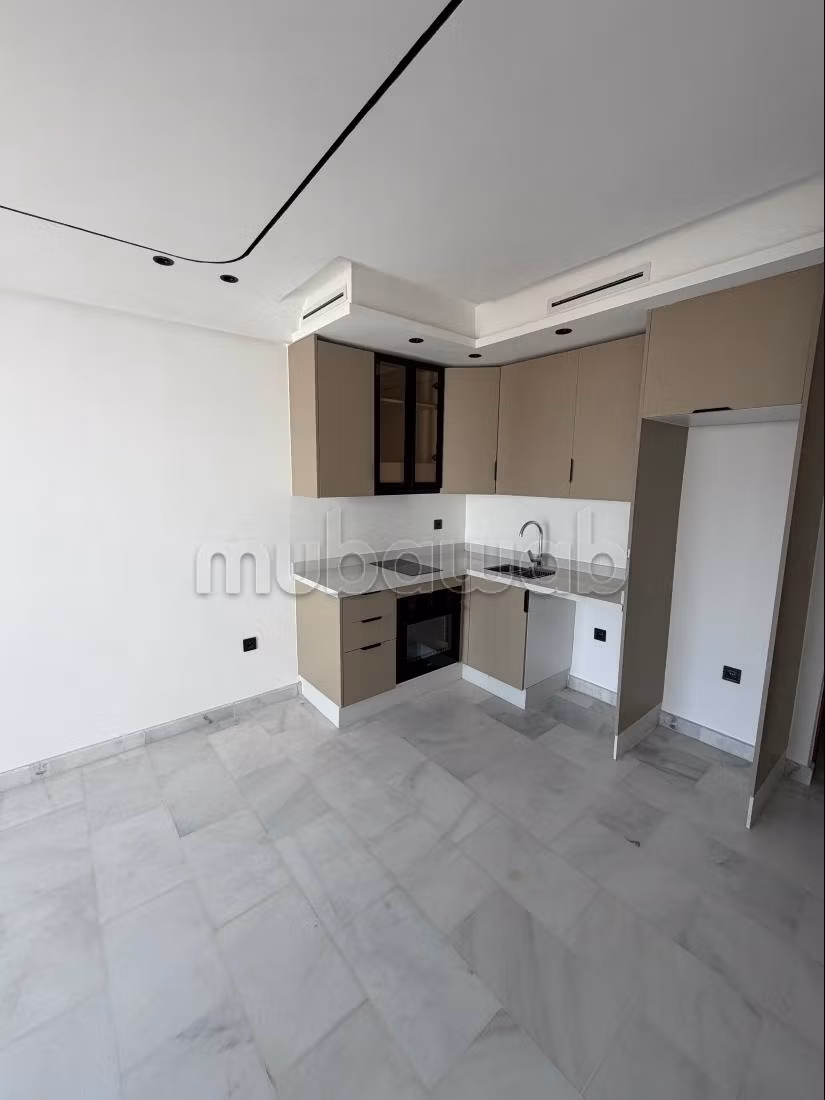 Premium studio without facing