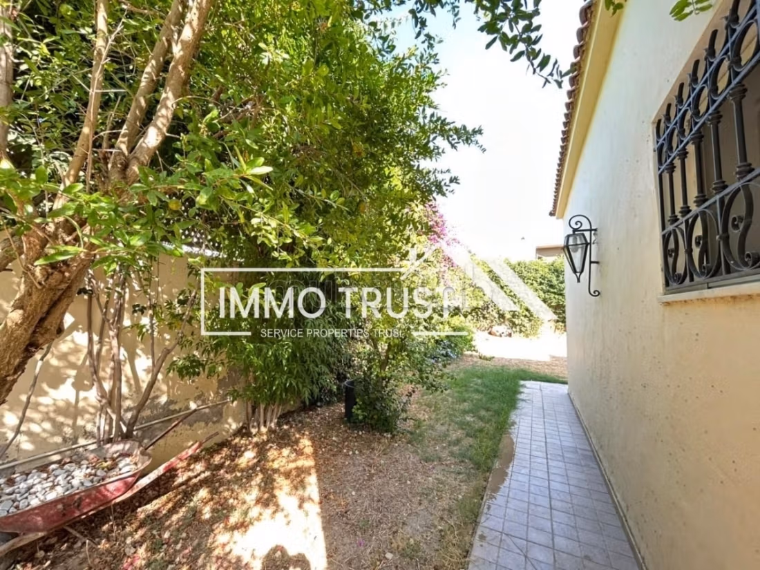 Single-storey Villa S4 with pool in La Soukra