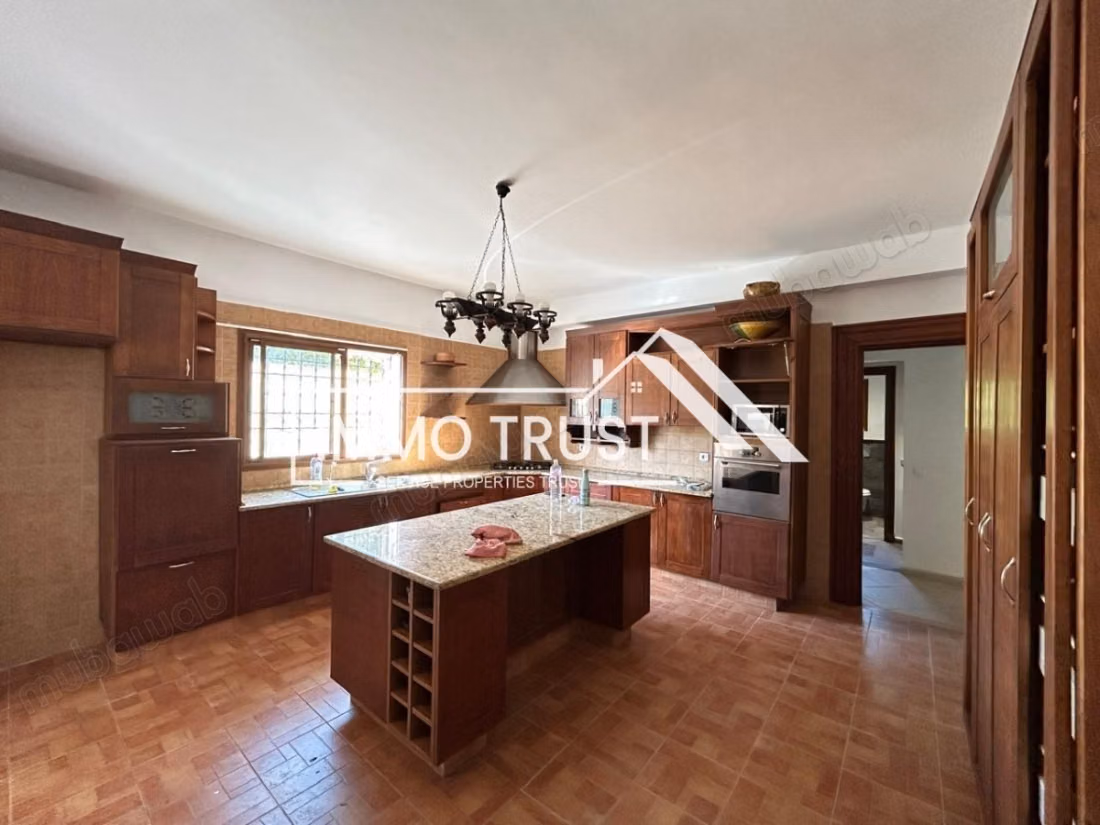Single-storey Villa S4 with pool in La Soukra