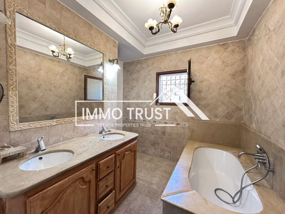Single-storey Villa S4 with pool in La Soukra