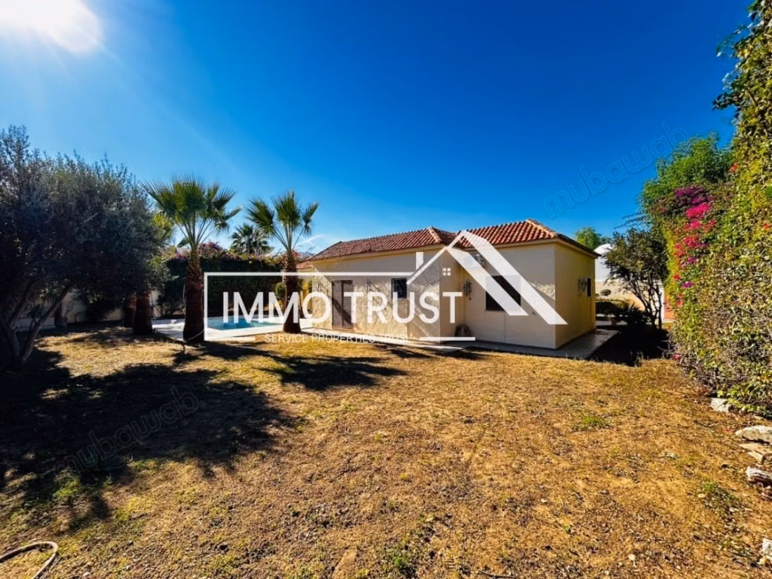 Villa unifamiliare S4 con piscina a La Soukra