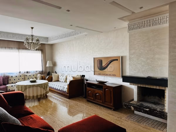 Superbe appartement de 103 m² avec balcon et double parking – Emplacement stratégique Tramway T3 / Casa Voyageurs