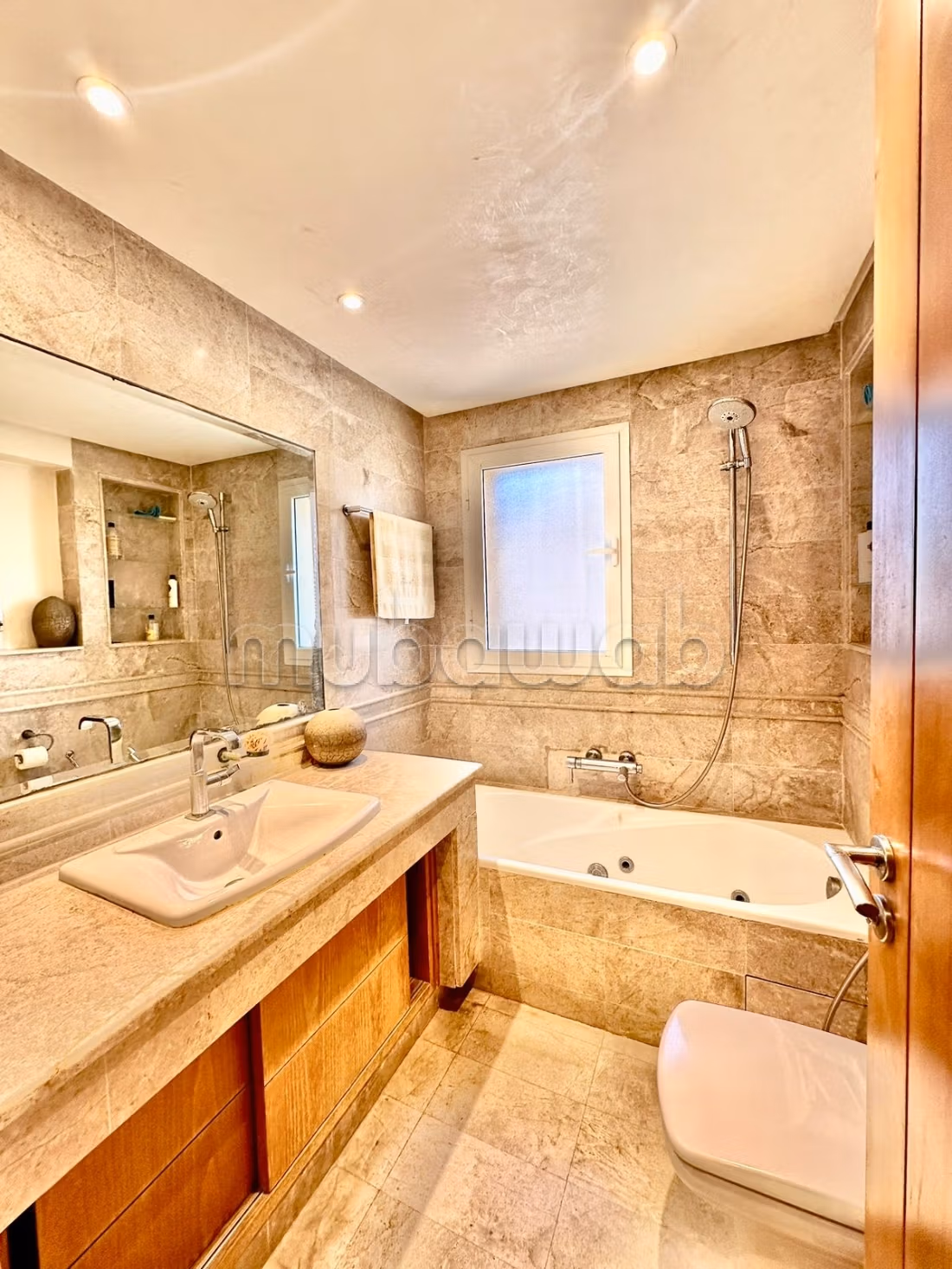 A VENDRE Appartement S3 aux Berges du lac 2