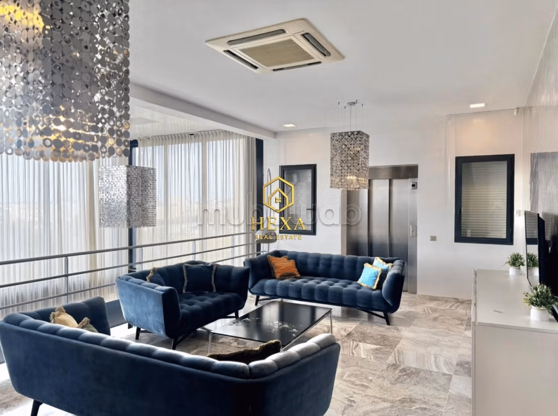 Villa moderna S4 con piscina a La Marsa
