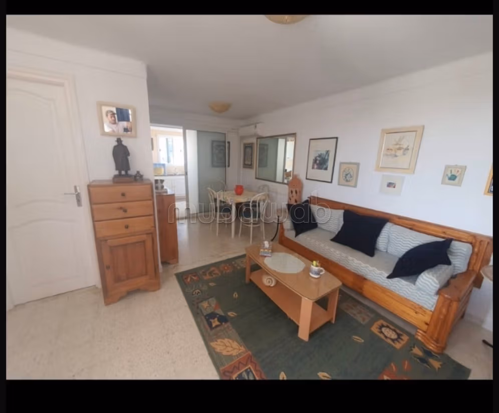 Appartamento con grande terrazza privata