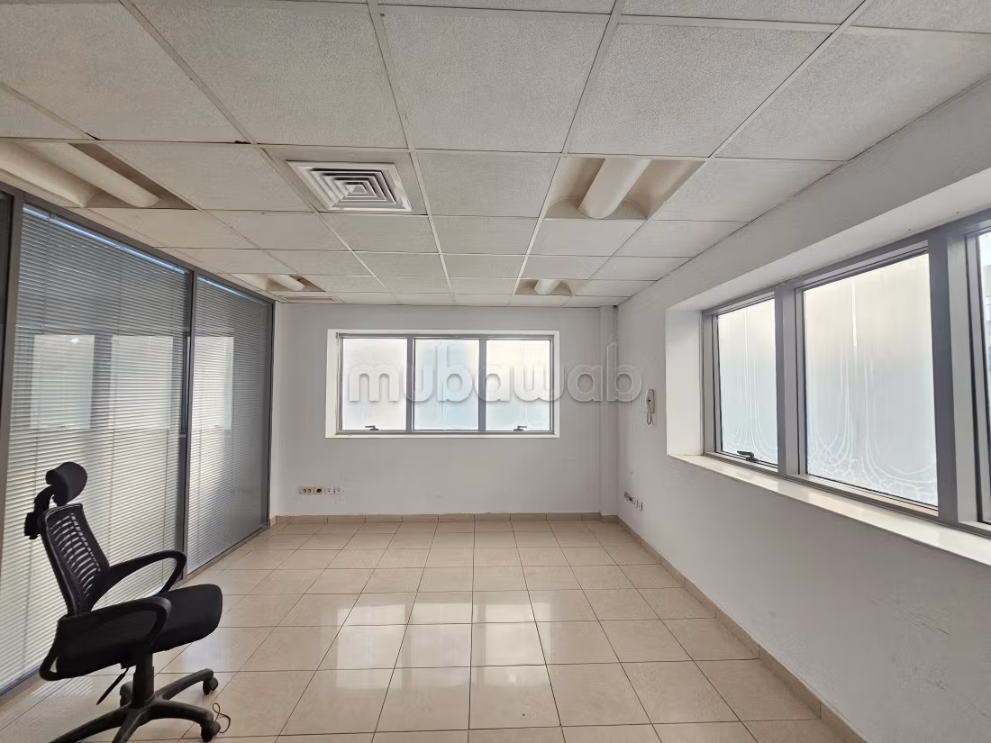 Ufficio in affitto di 280 m² al lago 3