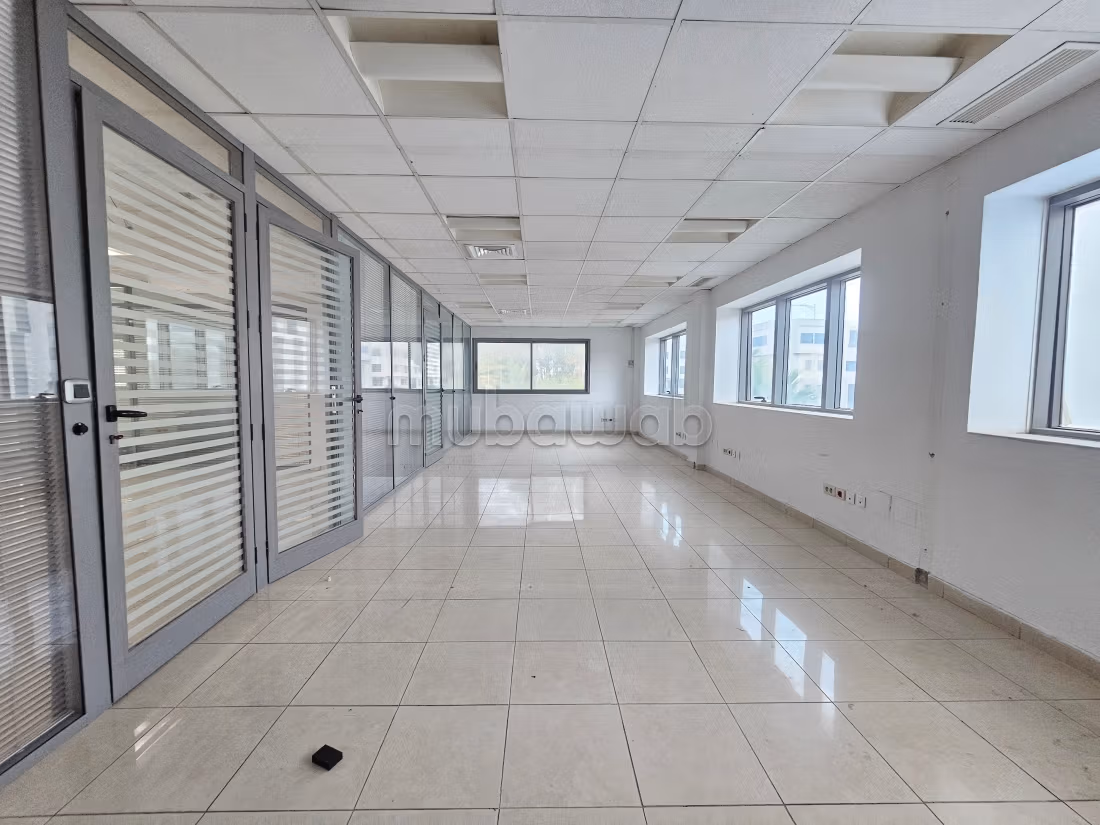 Ufficio in affitto di 280 m² al lago 3