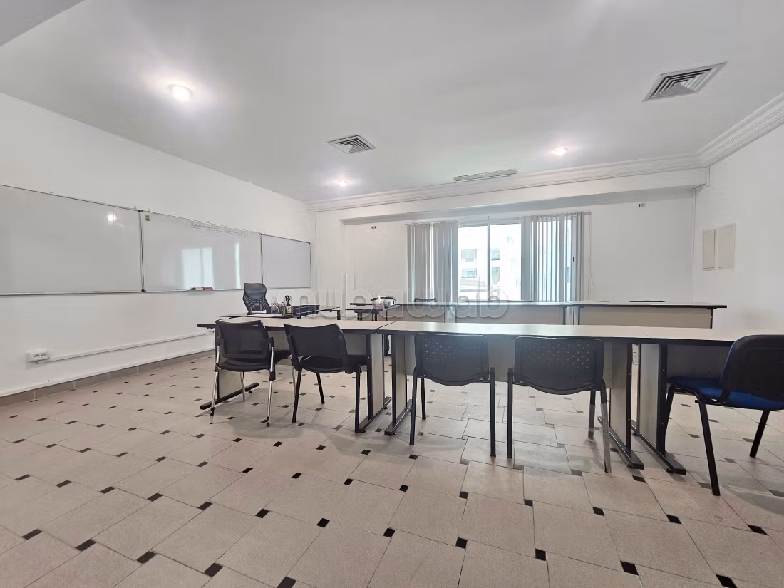 À louer open space de 300 m²