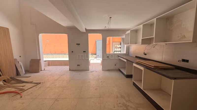 Bel appartement duplex style loft