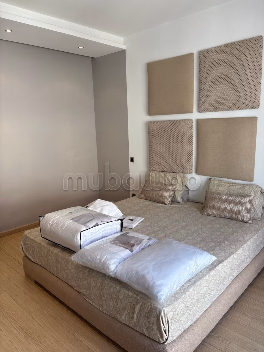 Bel appartement MEUBLÉ à louer TRIANGLE D'OR — 5