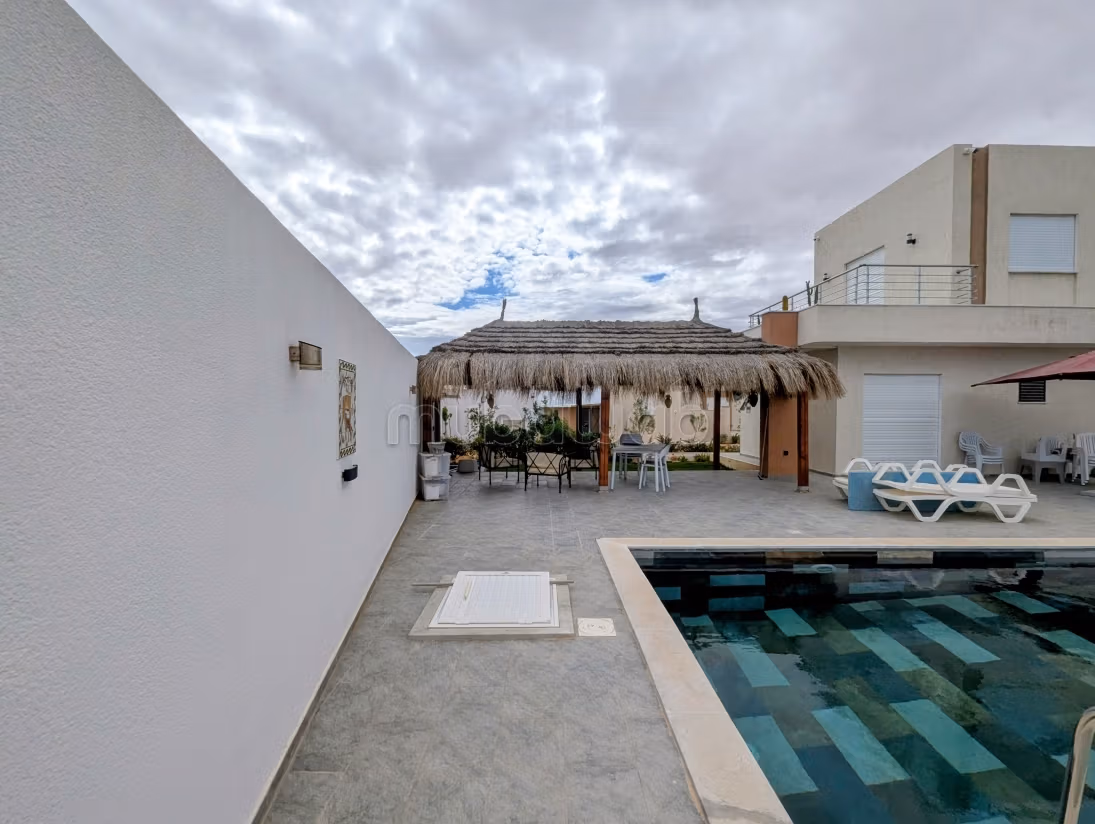 Villa attir