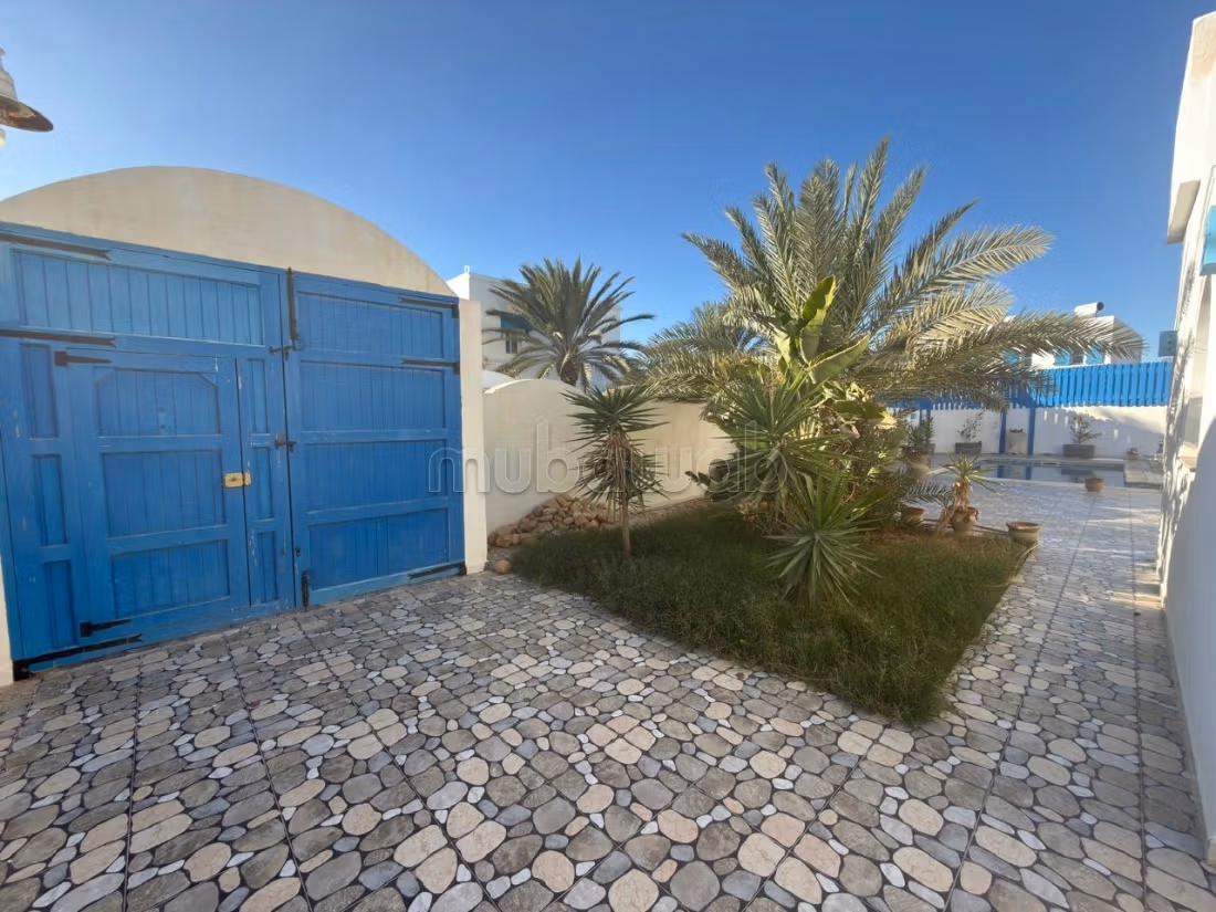 Villa à vendre d'Exception ZU – Proche Mer