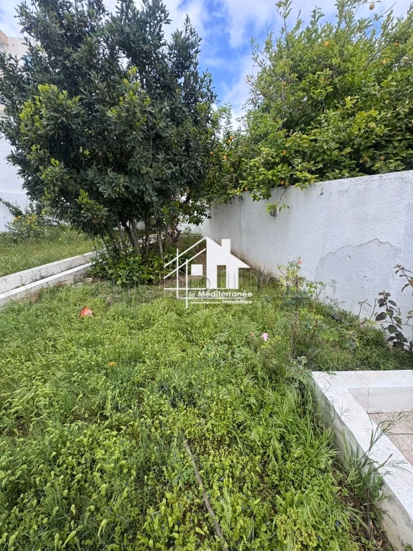 A vendre une villa 2S5 au bardo