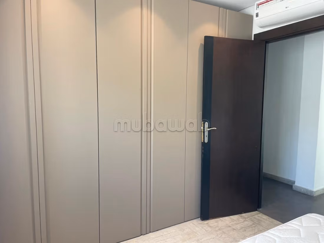 Location appartement meublée avec piscine a la marsa cube