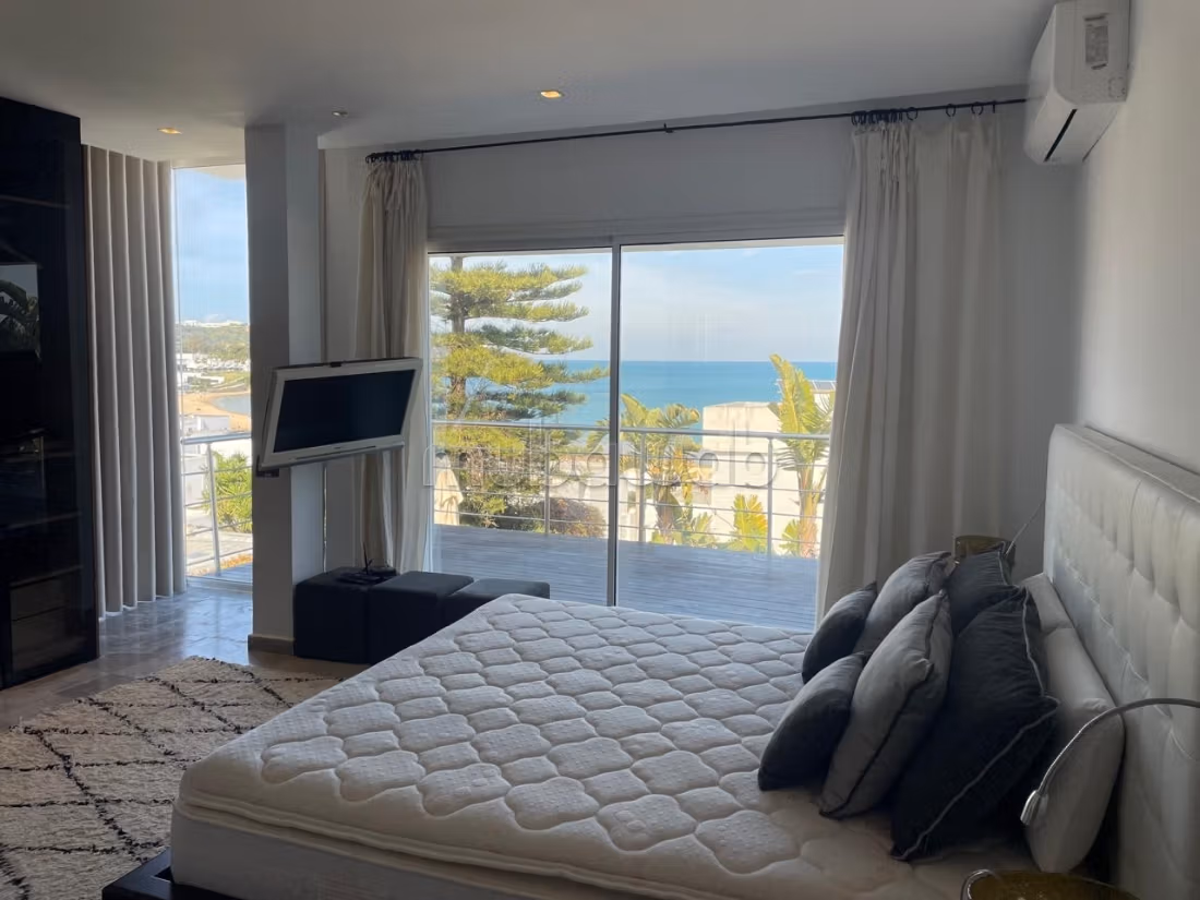 Location appartement meublée avec piscine a la marsa cube