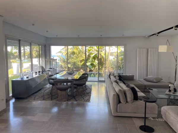 Location appartement meublée avec piscine a la marsa cube