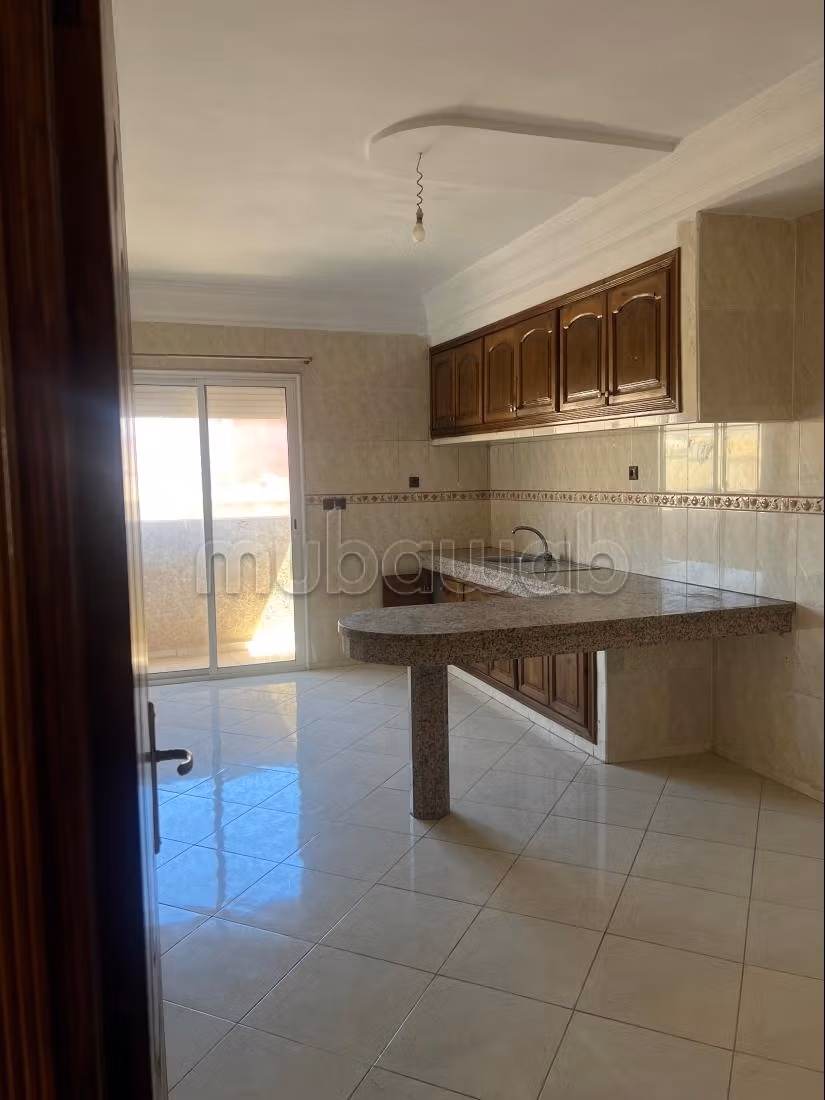 Appartement spacieux de 126 m² – 3ème étage – Quartier Al Izdihar, Berrechid