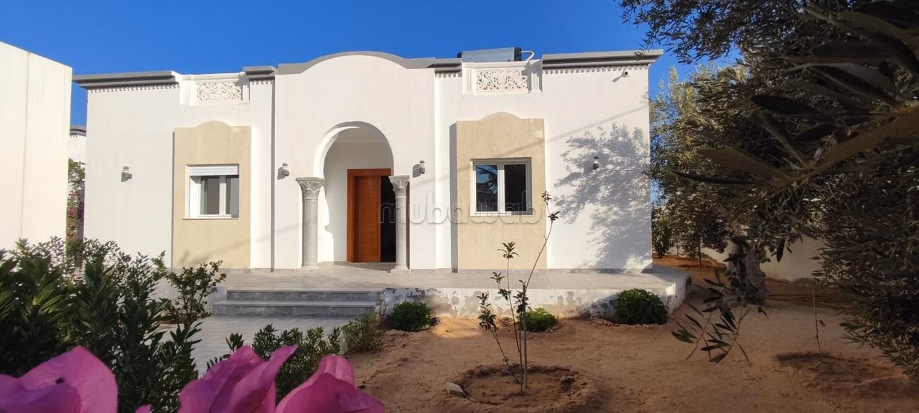 Villa with a zero-visibility pool in Djerba