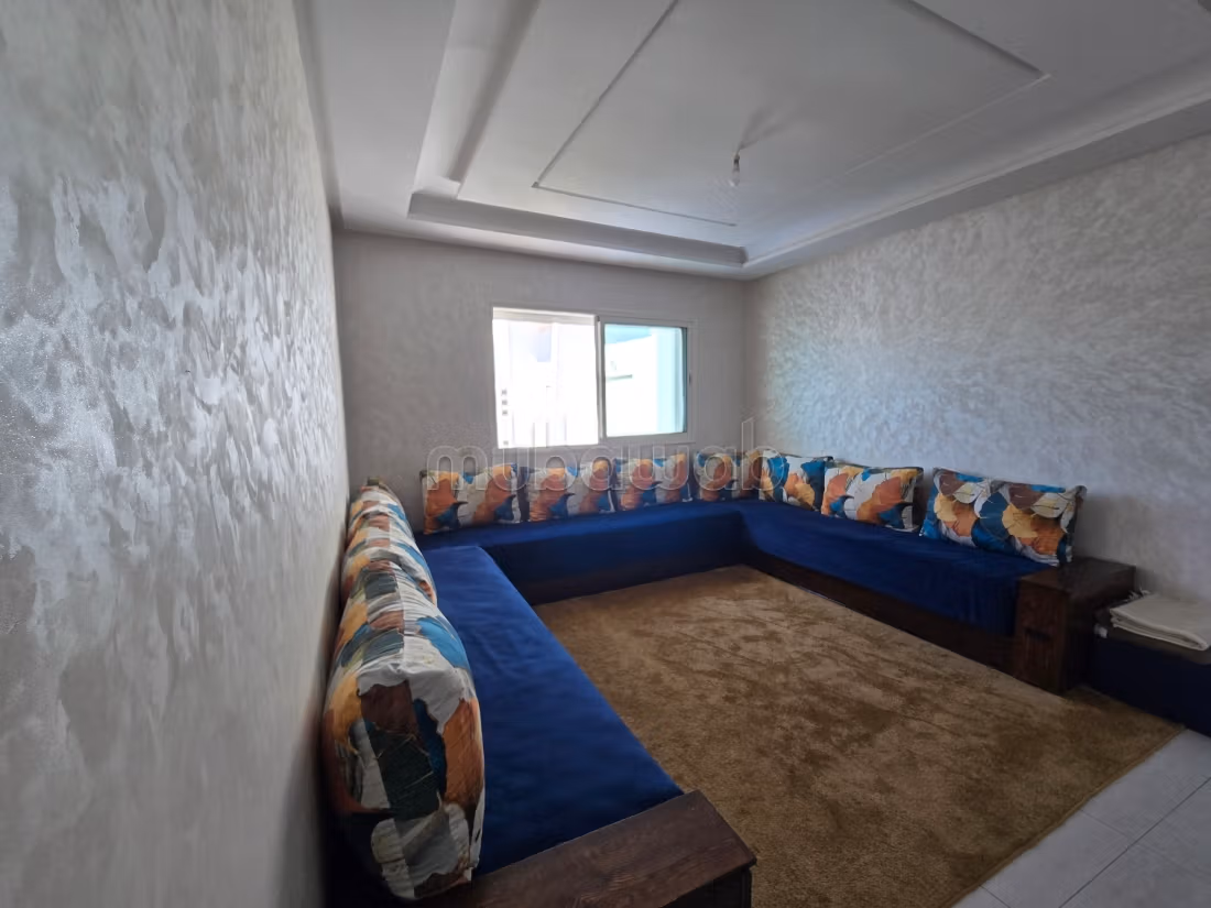 Appartamento ammobiliato con 2 camere da letto e piscina – a 5 minuti dalla spiaggia di El Mansouria – affitto a breve e lungo termine