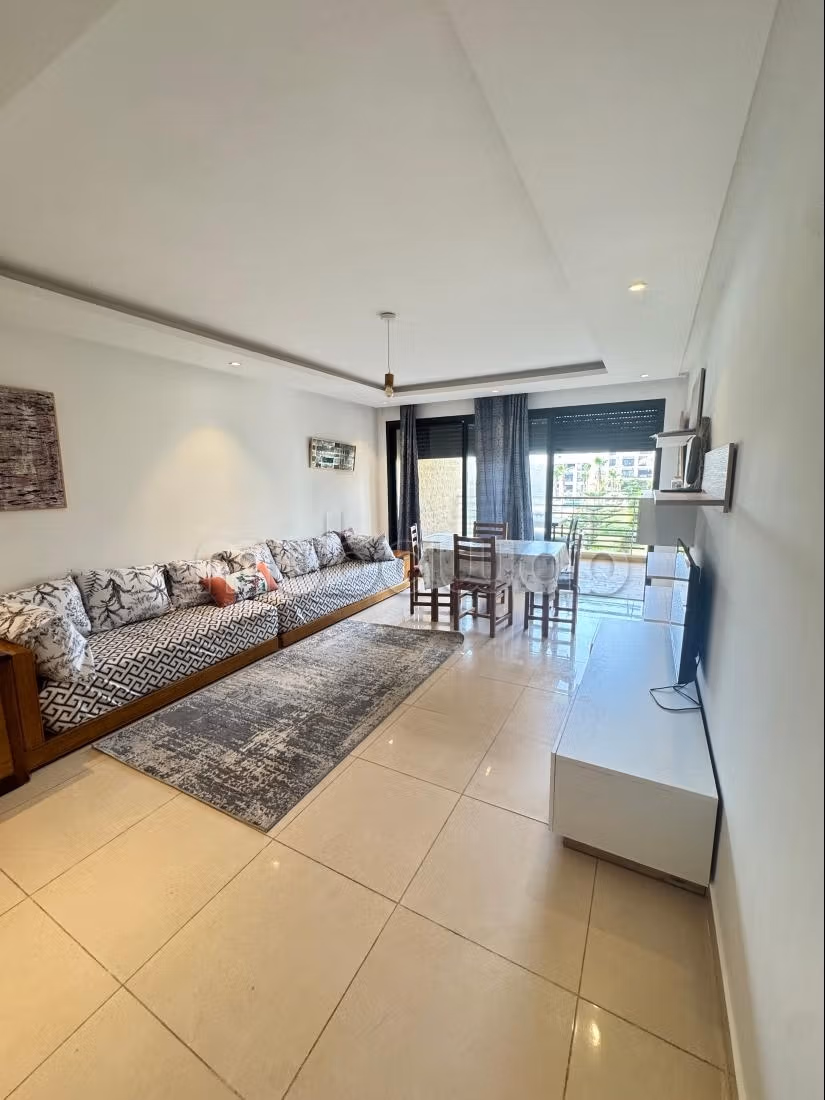 Appartement à louer à Sidi Bouknadel. 
Surface de 90 m². 
Meublé