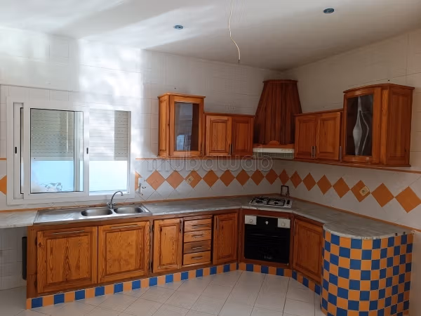 Villa a deux étages indépendants