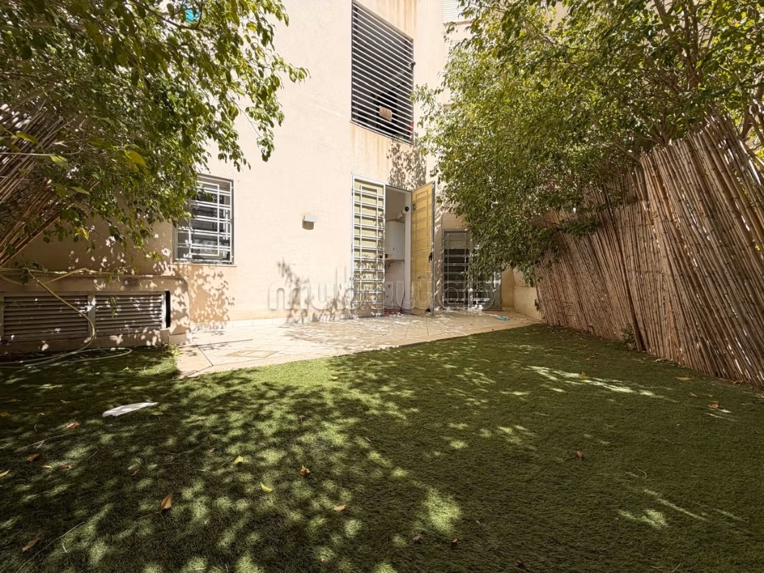 A VENDRE Appartement S4 aux Berges du lac 2