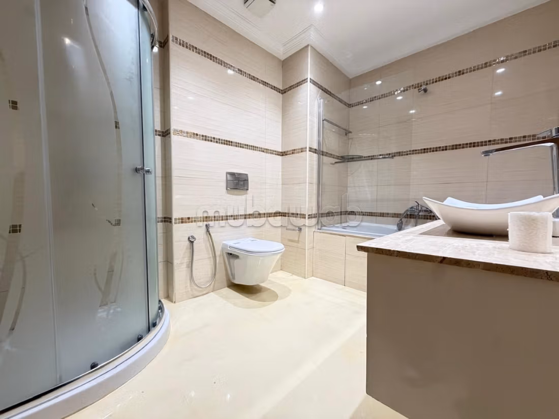A VENDRE Appartement S4 aux Berges du lac 2
