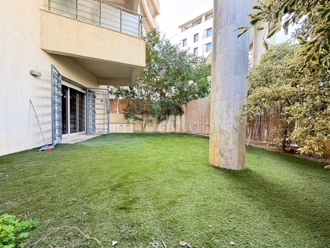 A VENDRE Appartement S4 aux Berges du lac 2