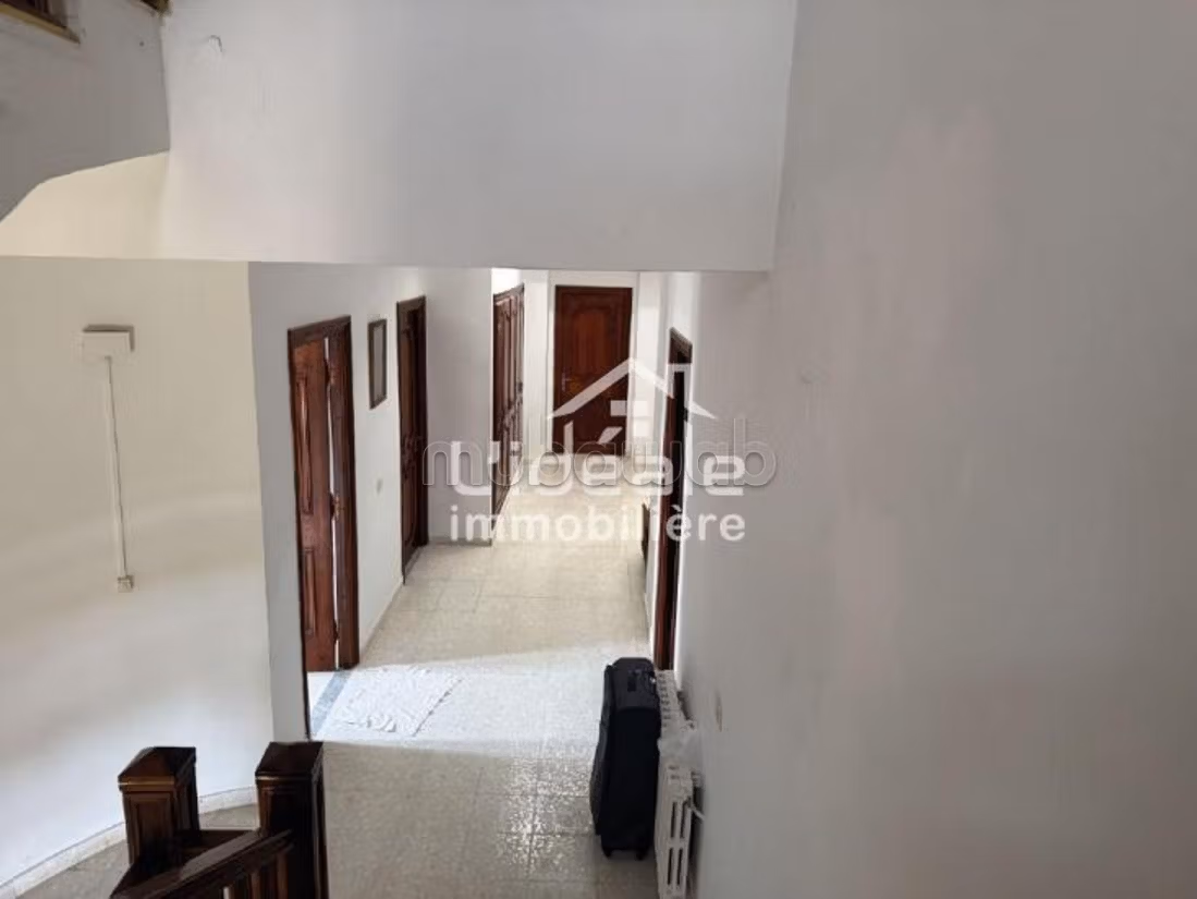 À VENDRE Superbe Villa S5 au cœur de Hammamet