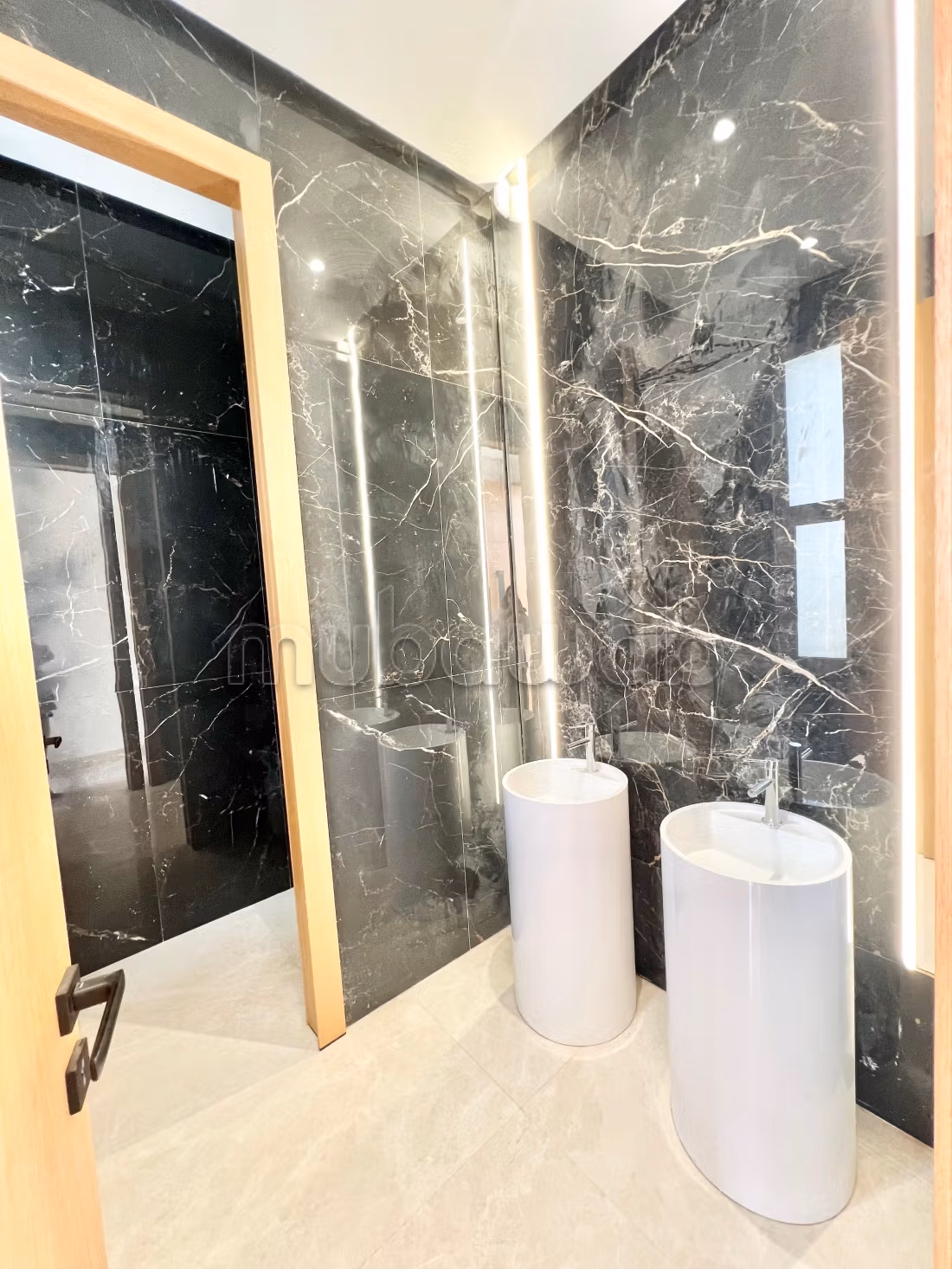 Villa neuve a louer bouskoura