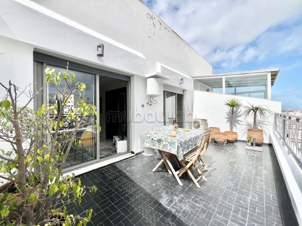 Premium studio op hoge verdieping - zonder inkijk