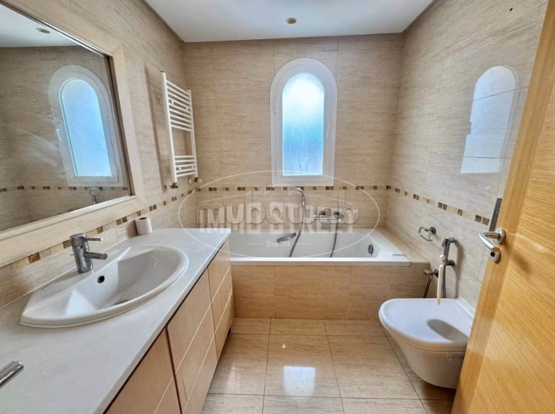 For rent - Villa with pool in Marina Gammarth