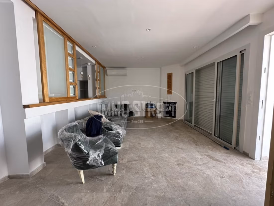 À louer – Duplex S3 meublé avec piscine et vue mer à La Marsa