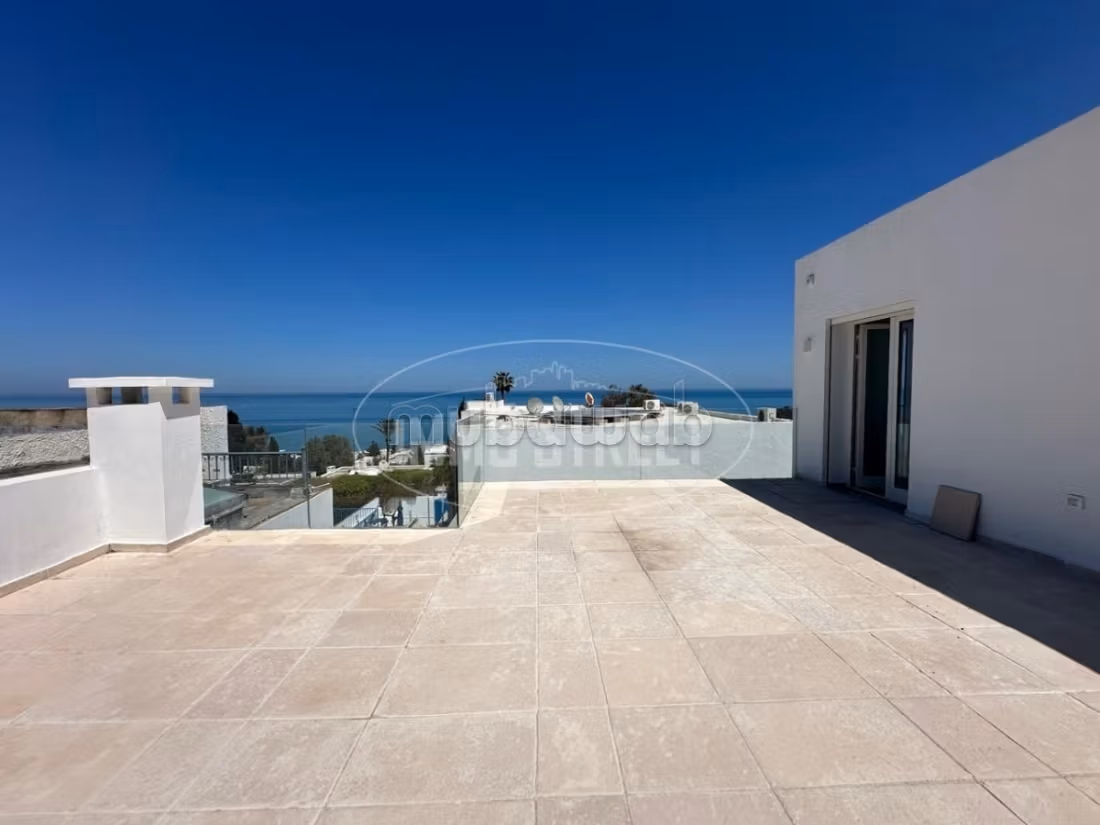 À louer – Duplex S3 meublé avec piscine et vue mer à La Marsa