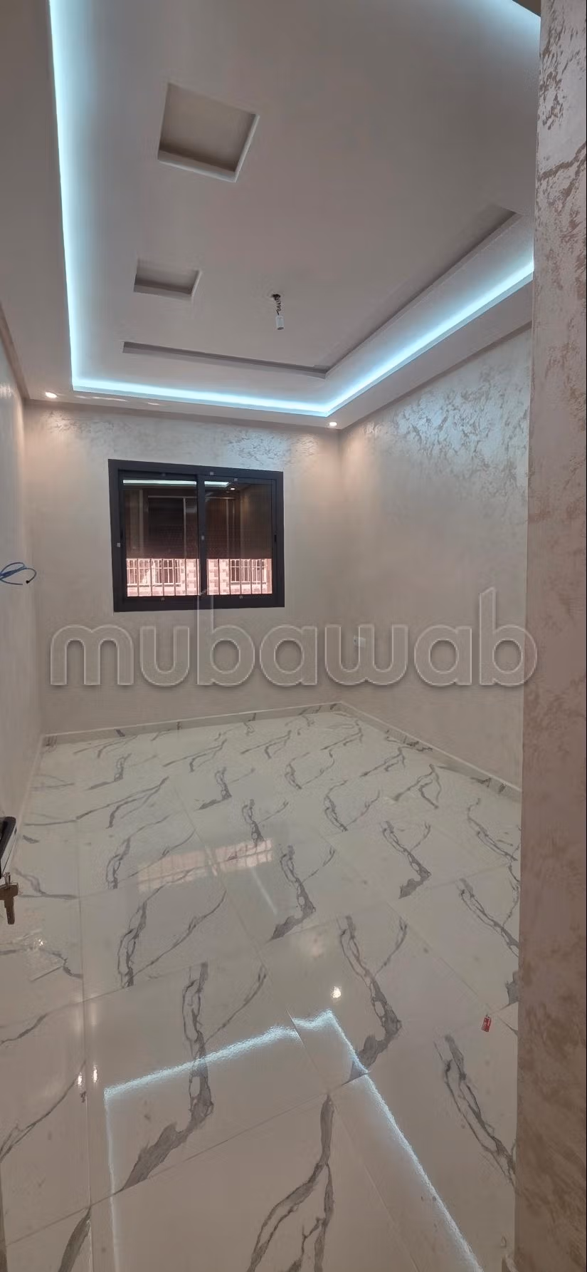 Vente d'un bel appartement à Martil 
voisinage corniche 
7millions subventioné. 
Superficie 82 m²