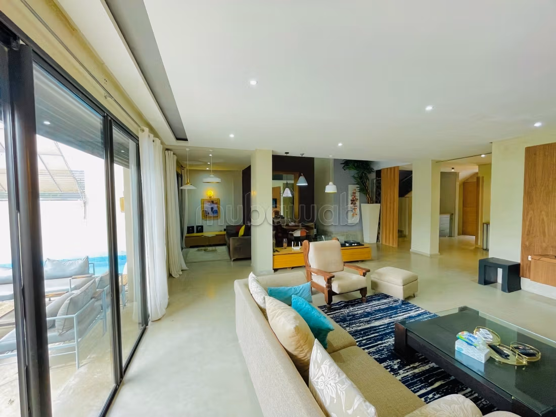 Magnifique villa de luxe avec piscine privée et ascenseur