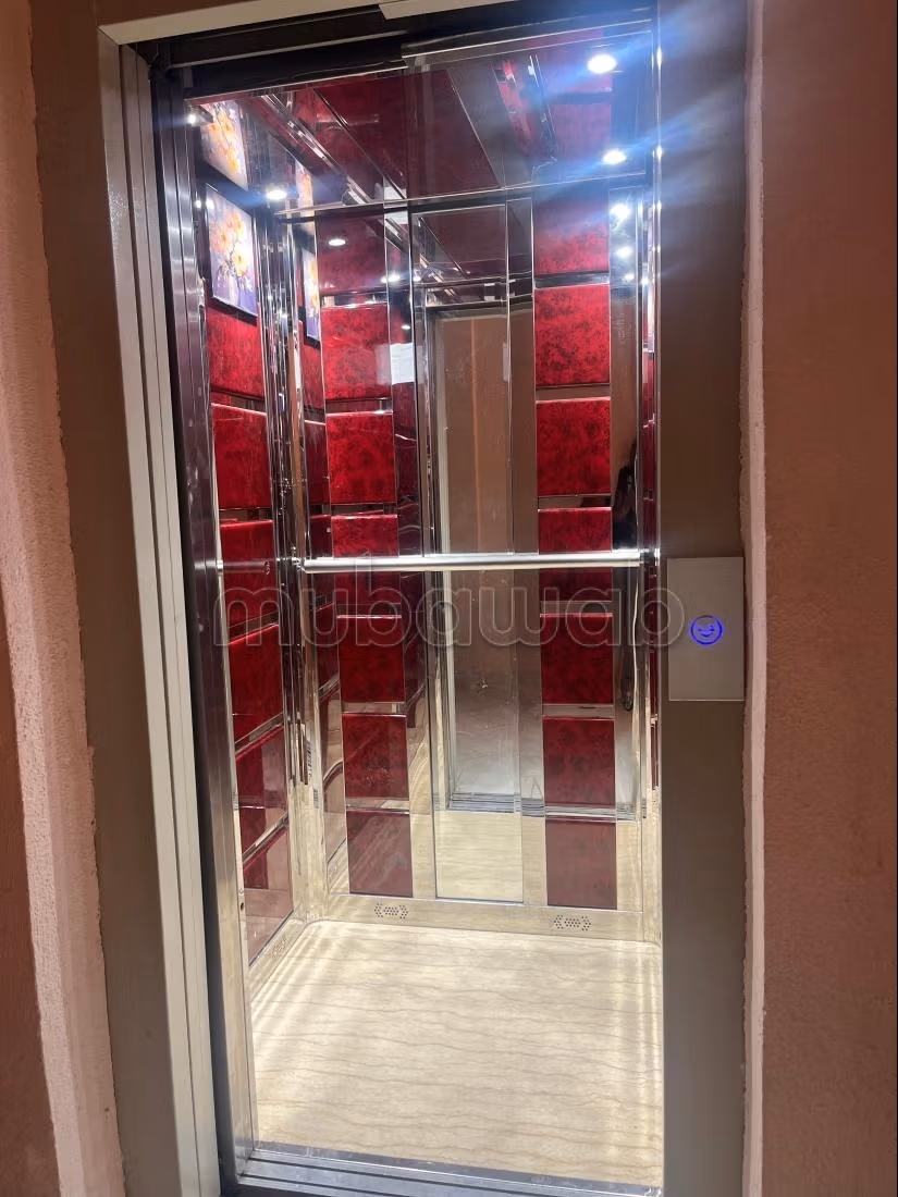 Appartement 80 m² à Nouvelle Ville — 17