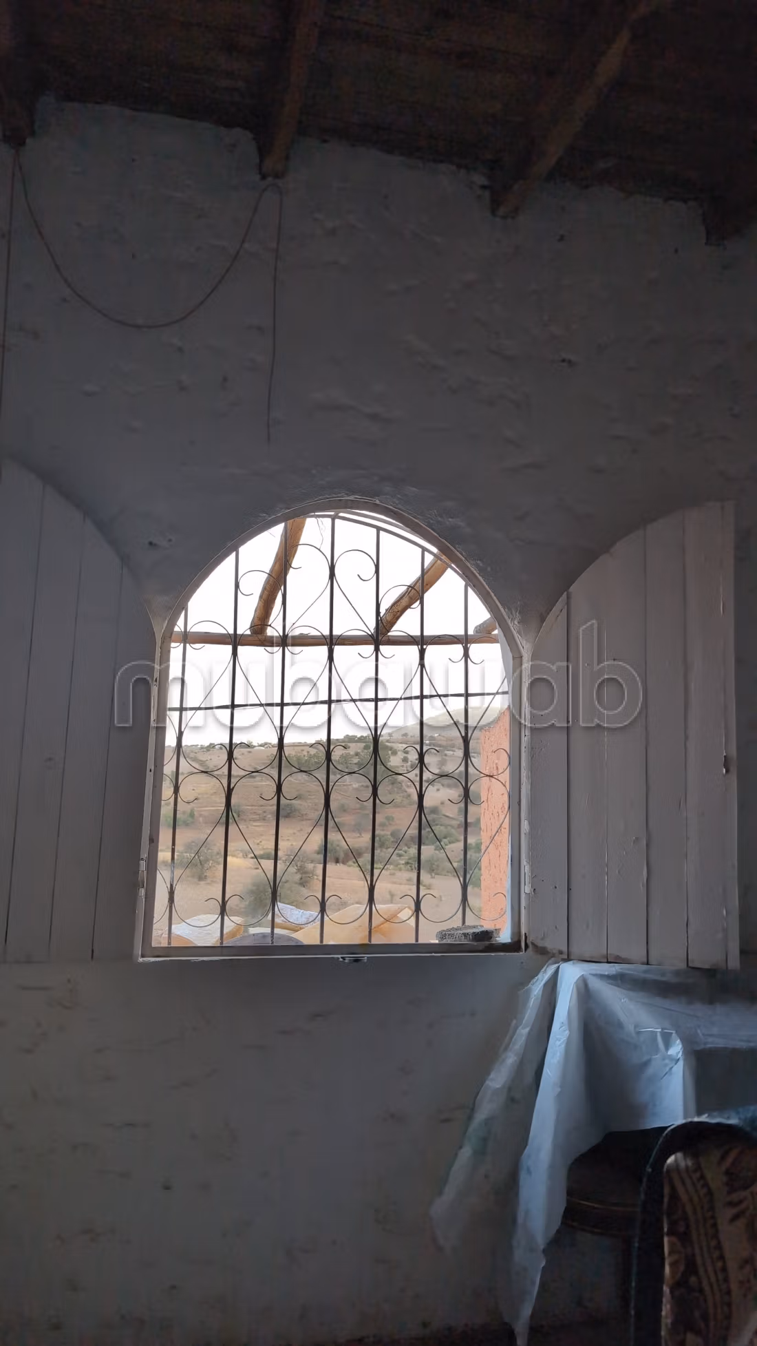112 m² Renovated House with Mountain View