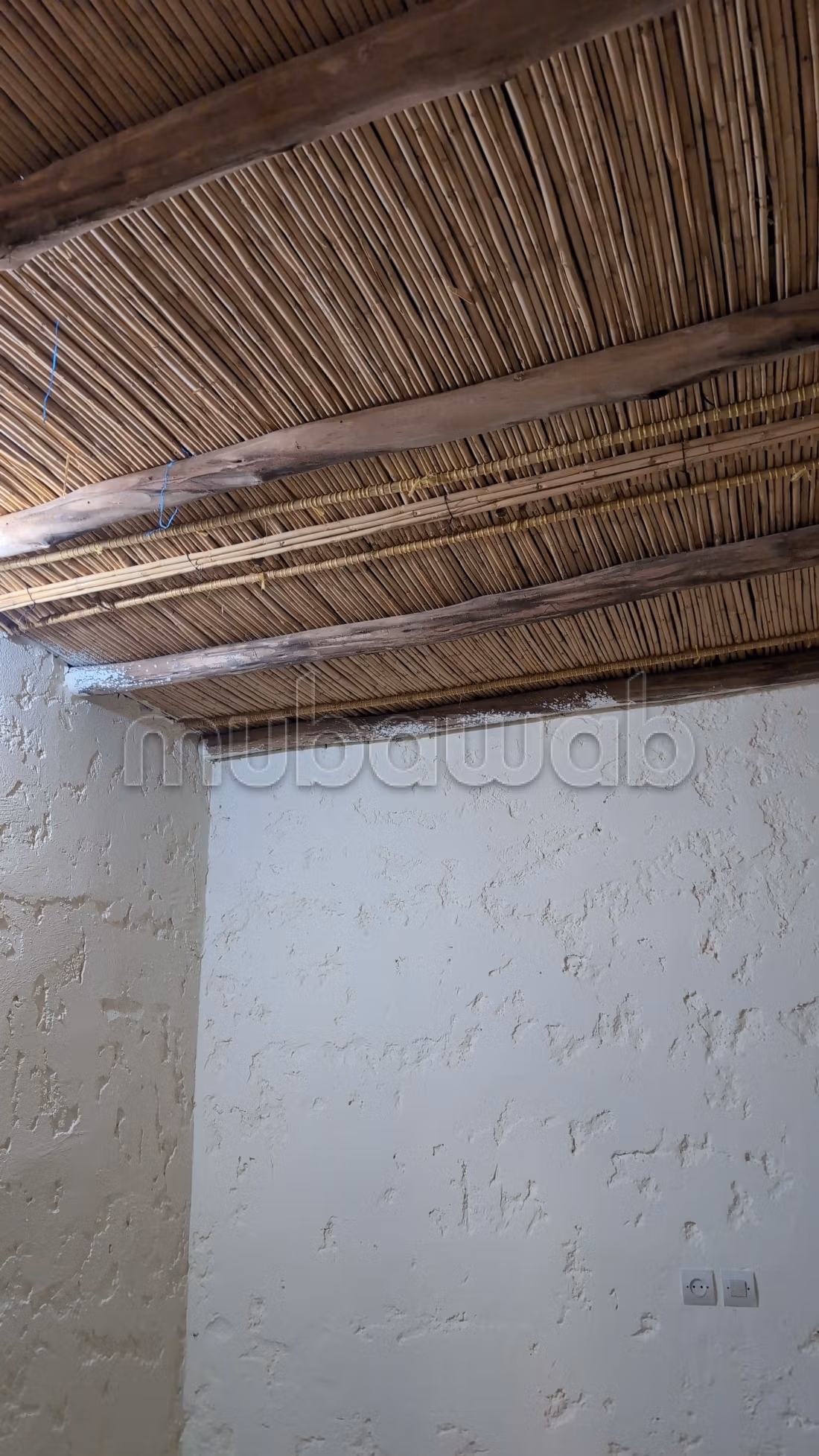 112 m² Renovated House with Mountain View