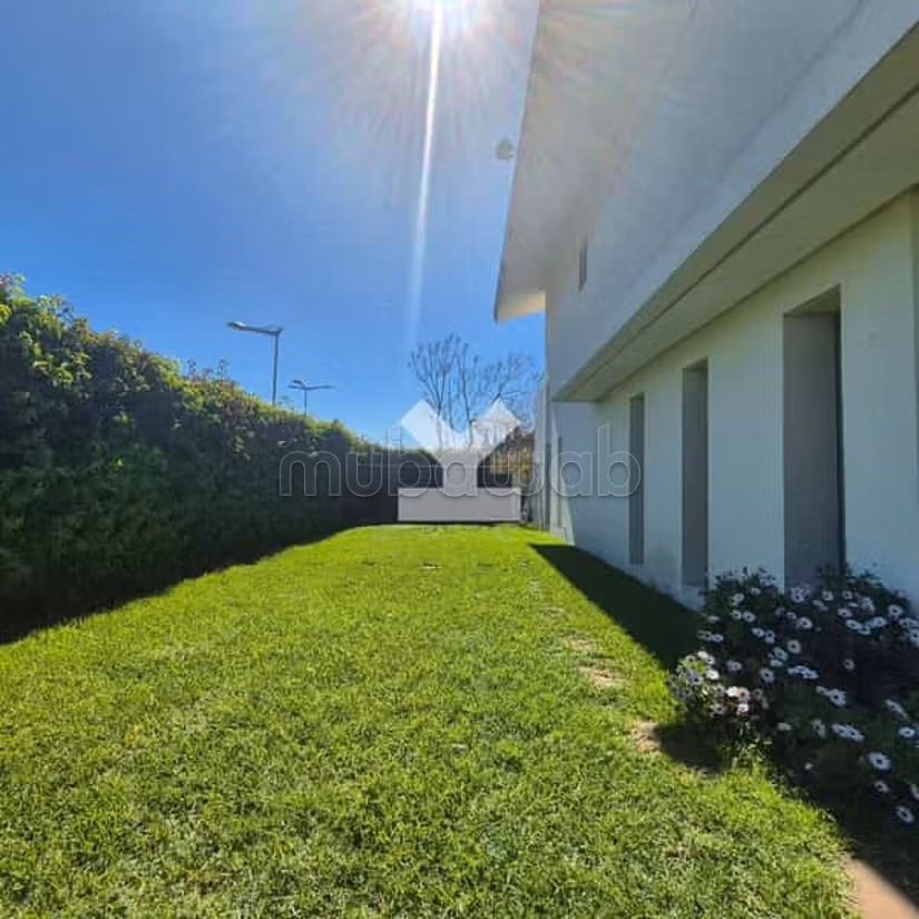 Villa te Koop van 501.0 m² in Bouskoura, Groene Stad