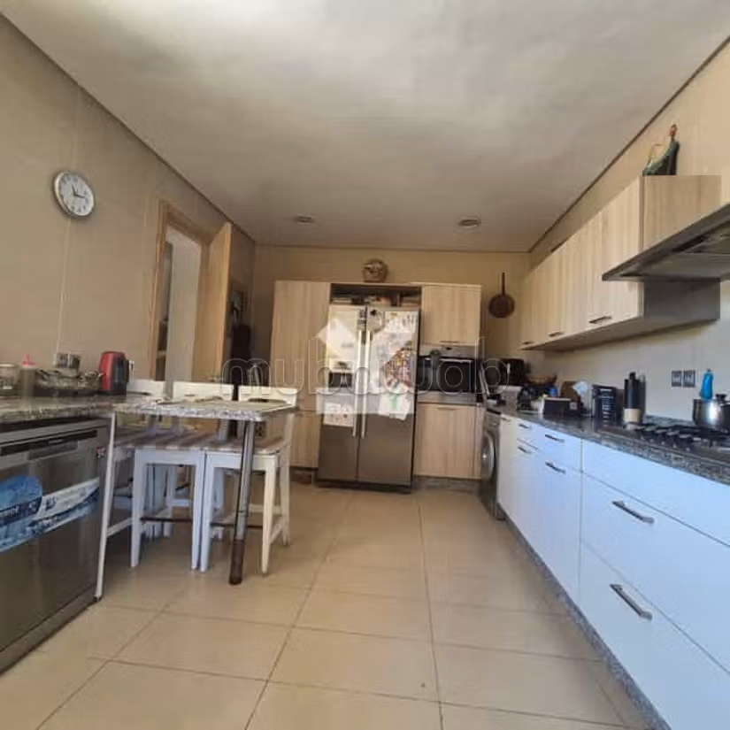 Villa te Koop van 501.0 m² in Bouskoura, Groene Stad
