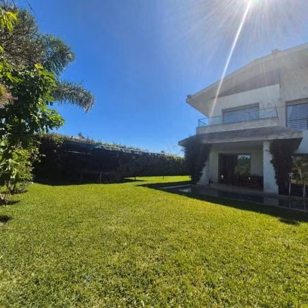 Villa en Venta de 501.0 m² en Bouskoura, Ciudad Verde