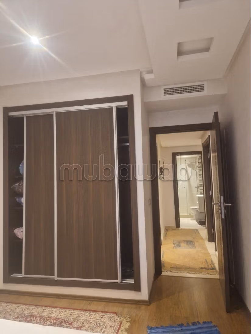 Bel appartement meublé à louer — 6