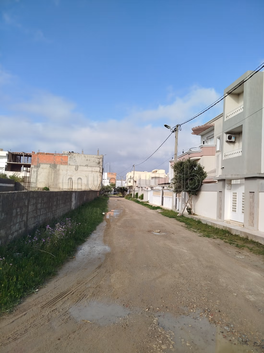 Vente de terrain. Superficie 195 m²